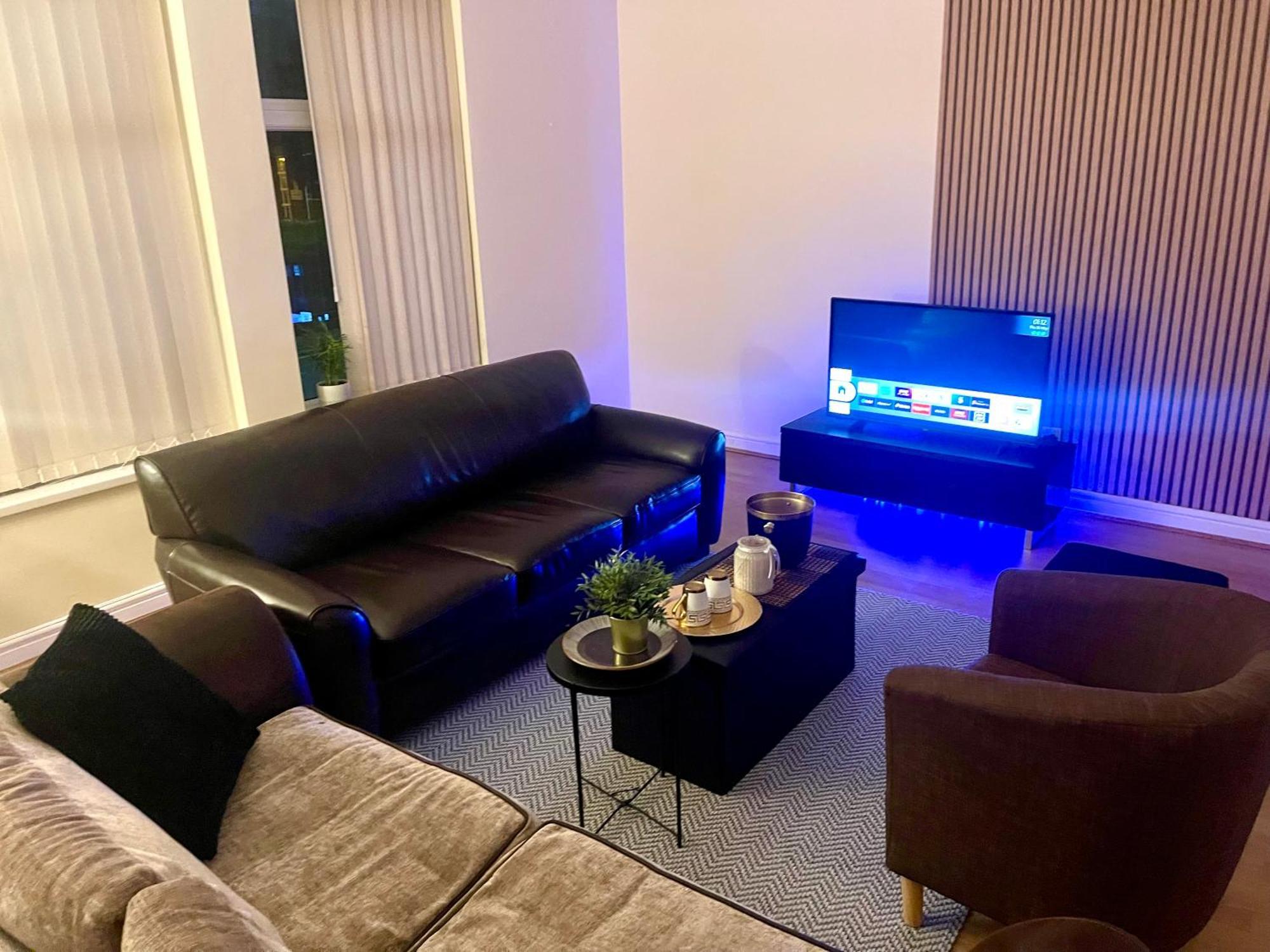 Luxestay Rooms - Old Trafford Manchester Bagian luar foto