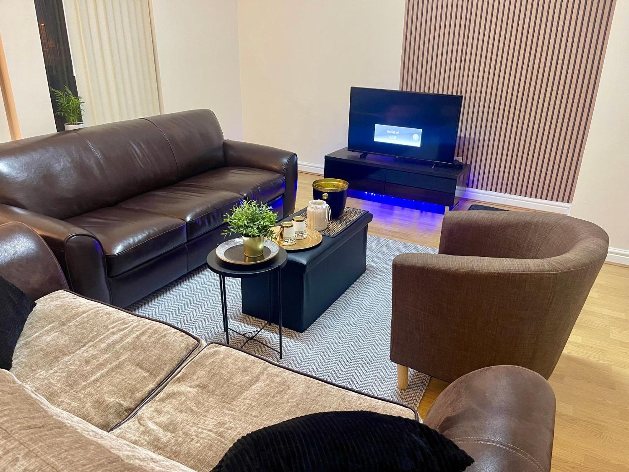 Luxestay Rooms - Old Trafford Manchester Bagian luar foto